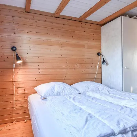 Nice In W/ Wifi And 1 Bedrooms Feriehus Skjern