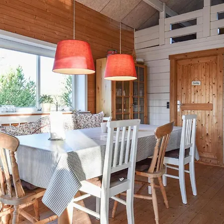 Nice In W/ Wifi And 1 Bedrooms Feriehus